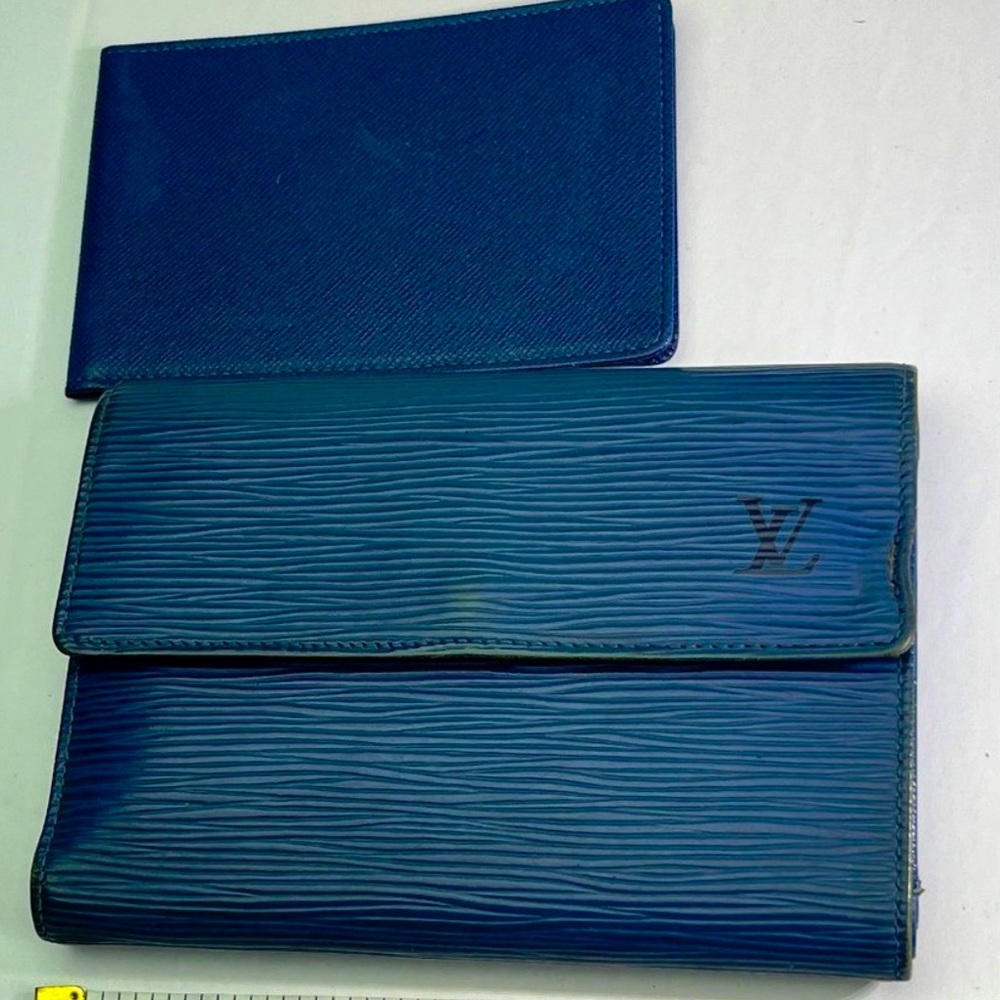 𝅺Louis Vuitton Wallet Epi Leather Etui Papier‎ Porte Tresor Card Holder France